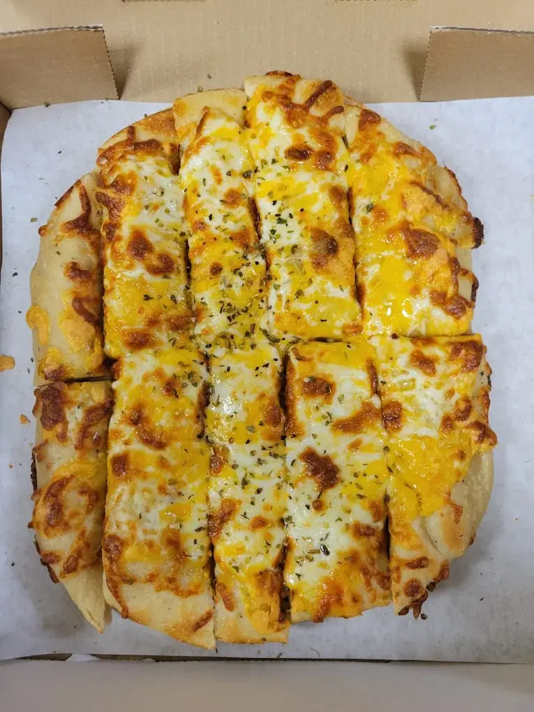 Best spicy chicken pizza in Edmonton, AB
